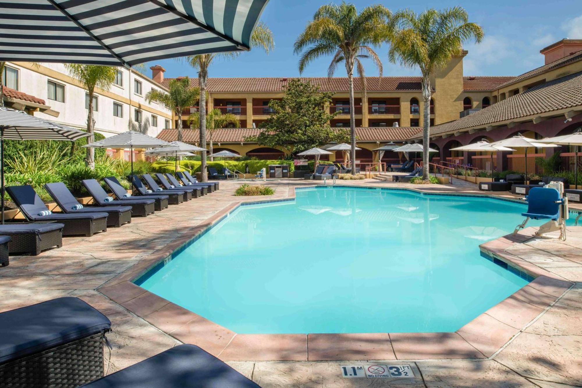 Doubletree By Hilton Sonoma Wine Country 4*