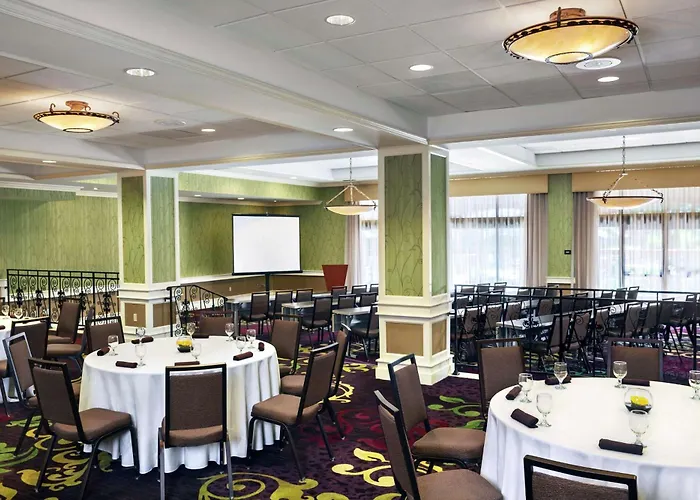 Doubletree By Hilton Sonoma Wine Country
