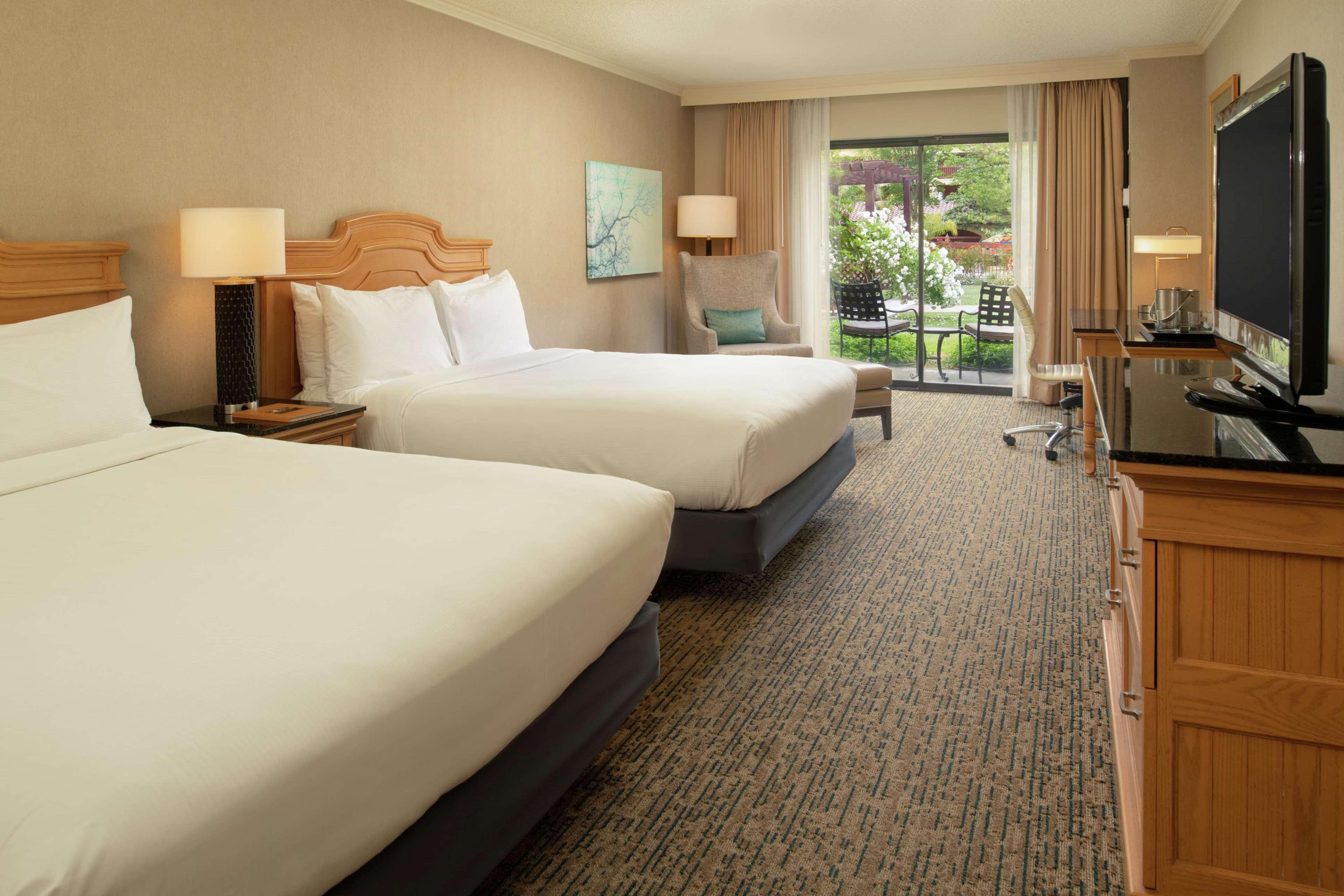 Doubletree By Hilton Sonoma Wine Country Rohnert Park