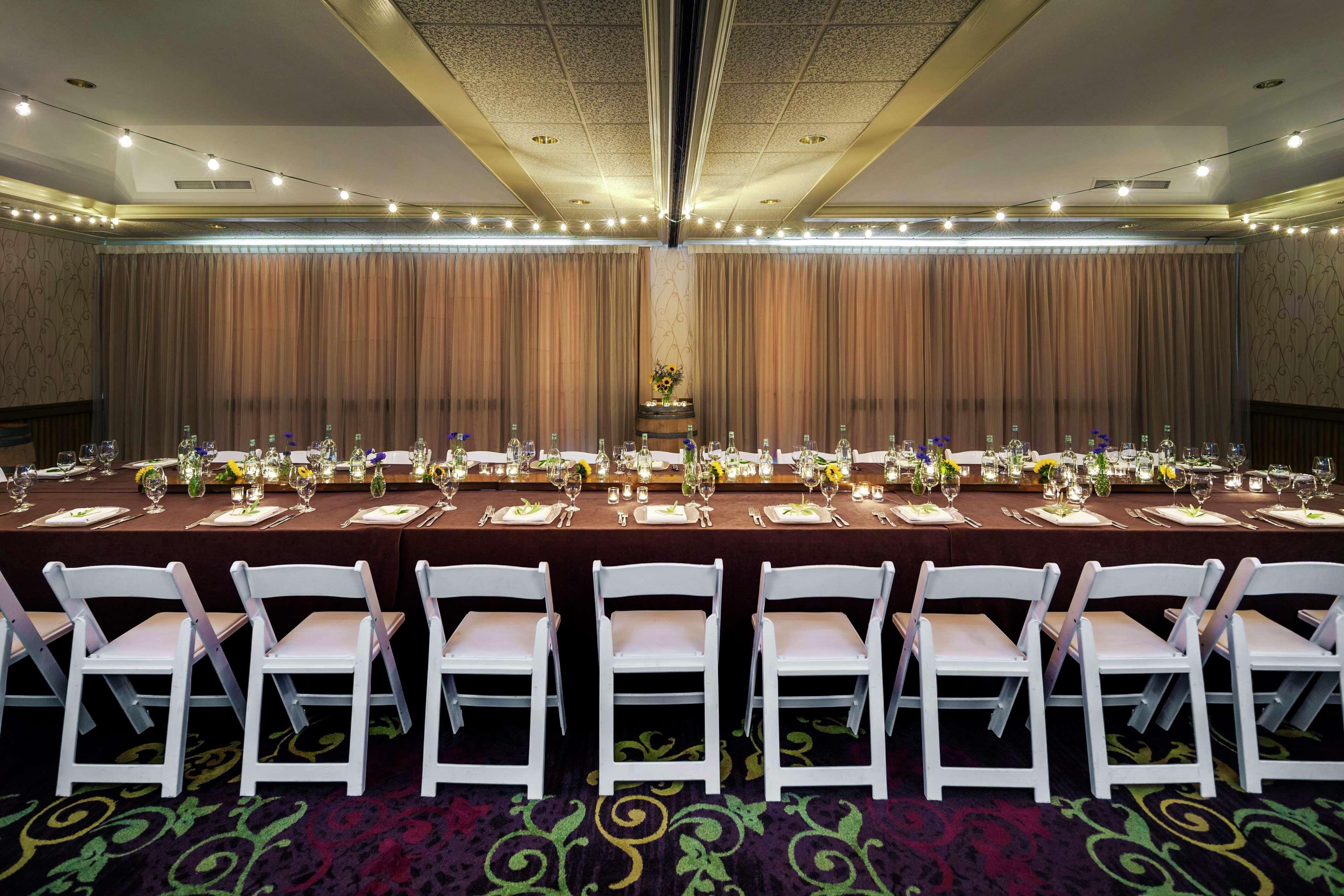Resort Doubletree By Hilton Sonoma Wine Country Rohnert Park