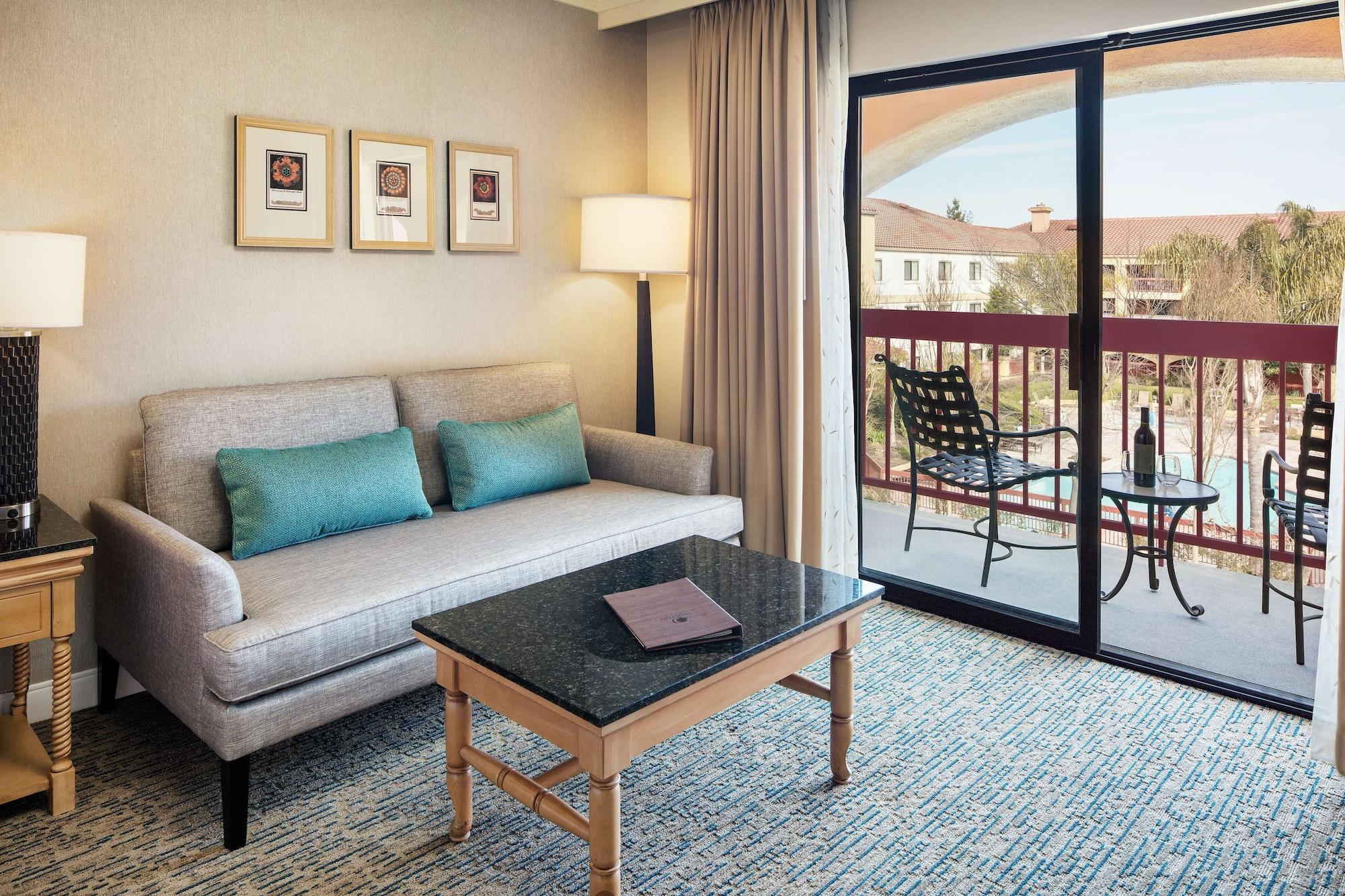 Doubletree By Hilton Sonoma Wine Country
