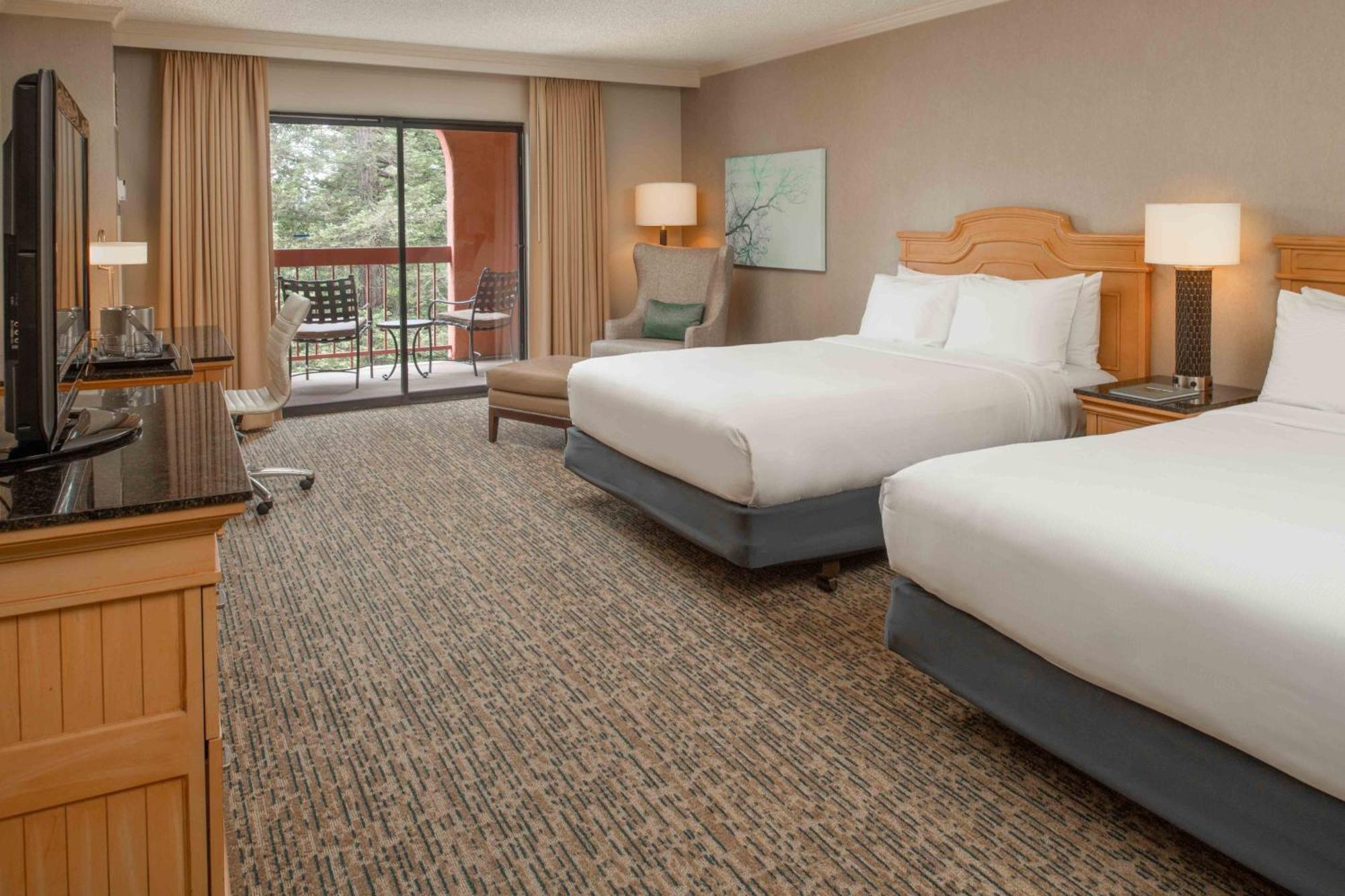 Doubletree By Hilton Sonoma Wine Country Resort