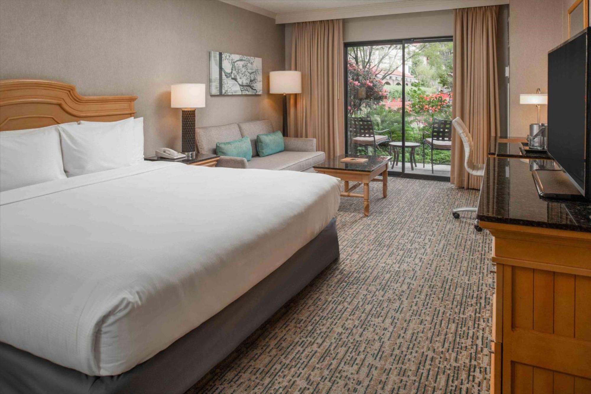 Doubletree By Hilton Sonoma Wine Country Resort